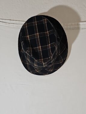 D&Y Black Plaid Bucket Hat